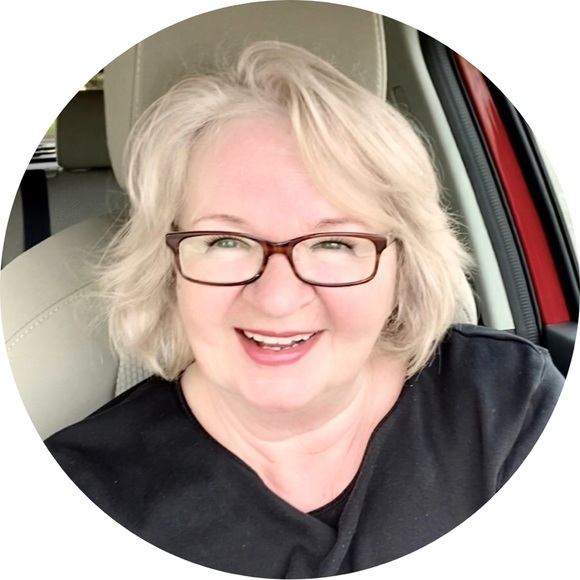 Meet your Posher, Rebecca - Picture 7 of 11